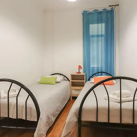 Ledi's Housing 리스본